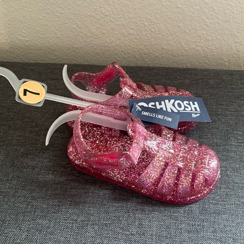 Oshkosh Pink Glittery Sandals Size 7